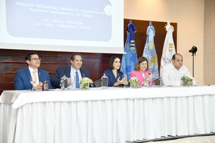 Autoridades reafirman compromiso de reforzar acciones que reduzcan la mortalidad por cáncer infantil