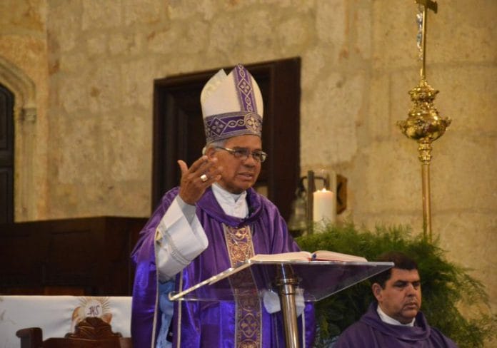 Monseñor Ozoria llama a orar para que elecciones municipales sea un acto cívico y serio
