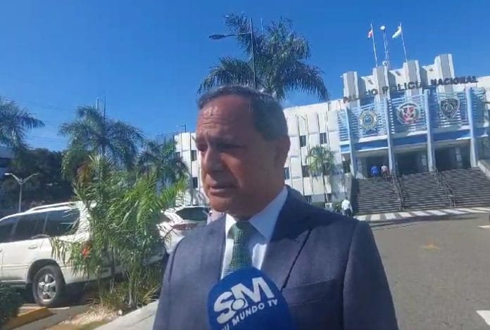 Reintegran escola a Guzmán Fermín tras intervención de Abinader; “se trató de un error del escribiente”