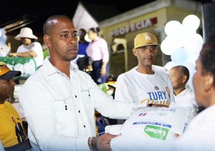 Con tres votos de diferencia sobre candidato de AlPaís declaran a Tury Reyes del PRM ganador en DM Caleta