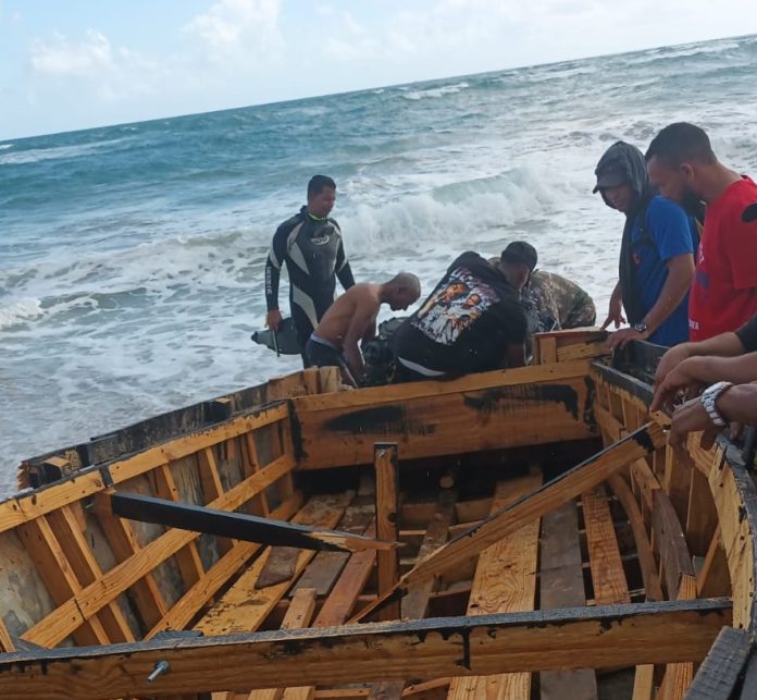 Naufraga embarcación clandestina con 36 tripulantes intentaba llegar a Puerto Rico