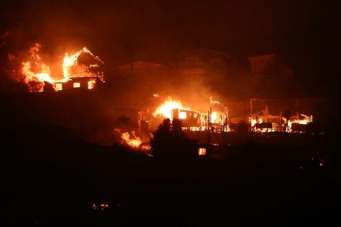 Emergencia en Chile: varios muertos y estado de excepción por incendios forestales