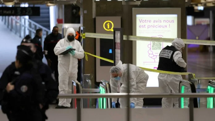 Tres heridos deja ataque con arma blanca en Estación de Tren en París