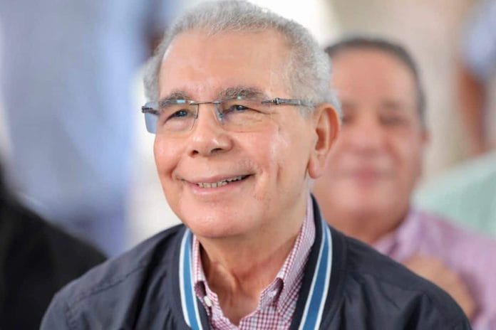 Economista asegura Danilo Medina saldó casi toda la deuda con Venezuela