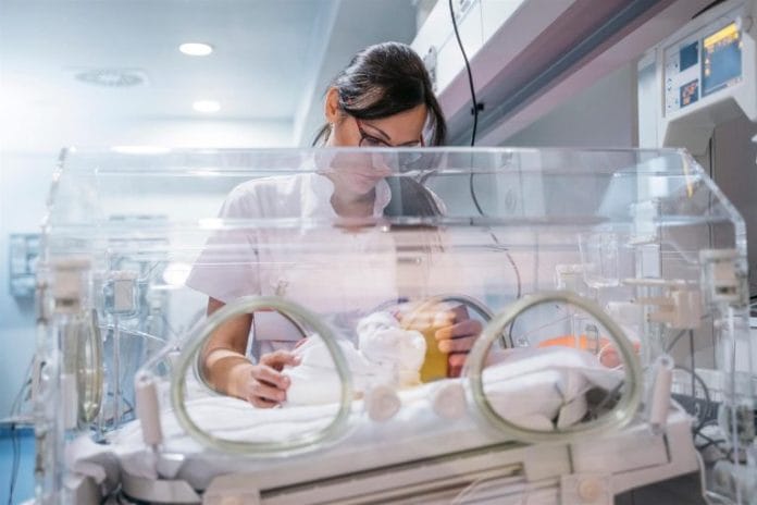 Mortalidad neonatal en 2023 disminuyó en RD según Unicef