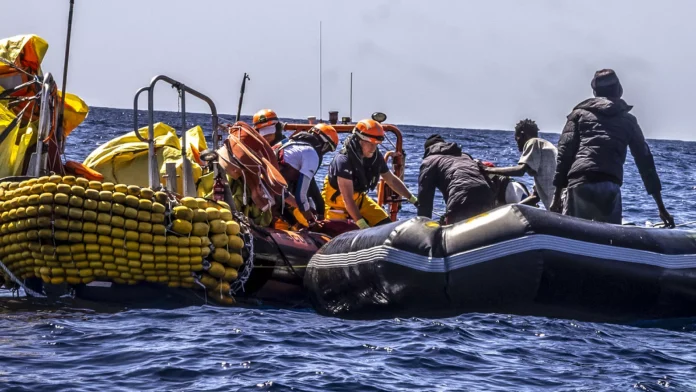 Migrantes muertos en el Mediterráneo en intento por llegar a Italia