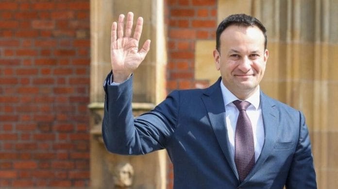 Primer ministro de Irlanda anuncia su dimisión por sorpresa