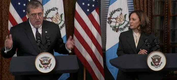 Presidente de Guatemala visita EE.UU. con la migración en agenda