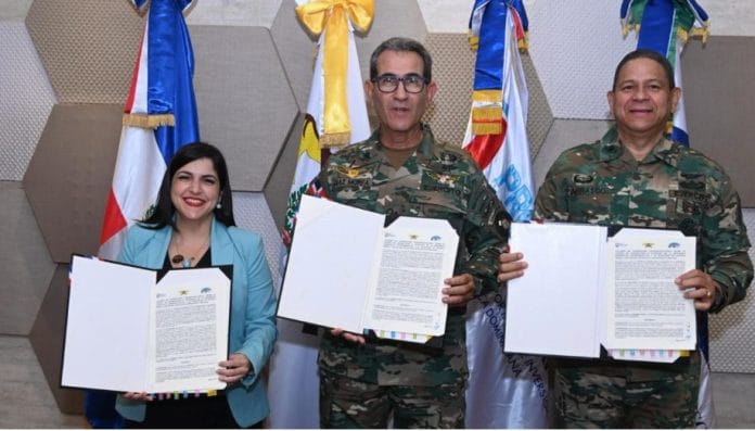 MIDE, ProDominicana y el Instituto Cartográfico Militar firman acuerdo de cooperación