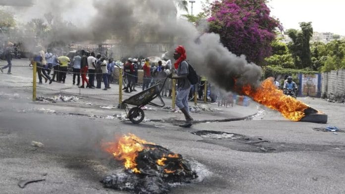Haití: el Consejo de Transición sufre baja; Francia facilita repatriación de nacionales 