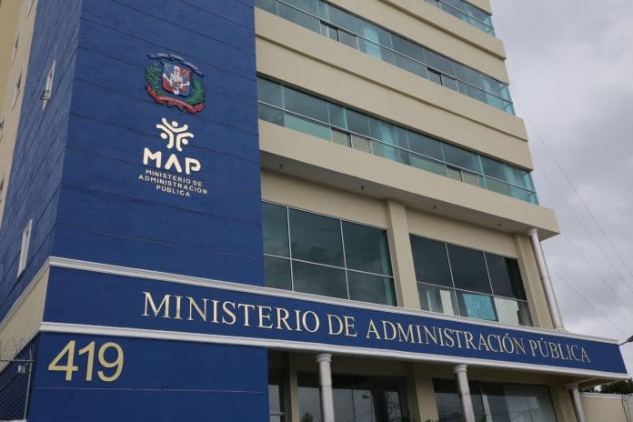 Empleados públicos trabajarán hasta el mediodía del miércoles 27 por Semana Santa