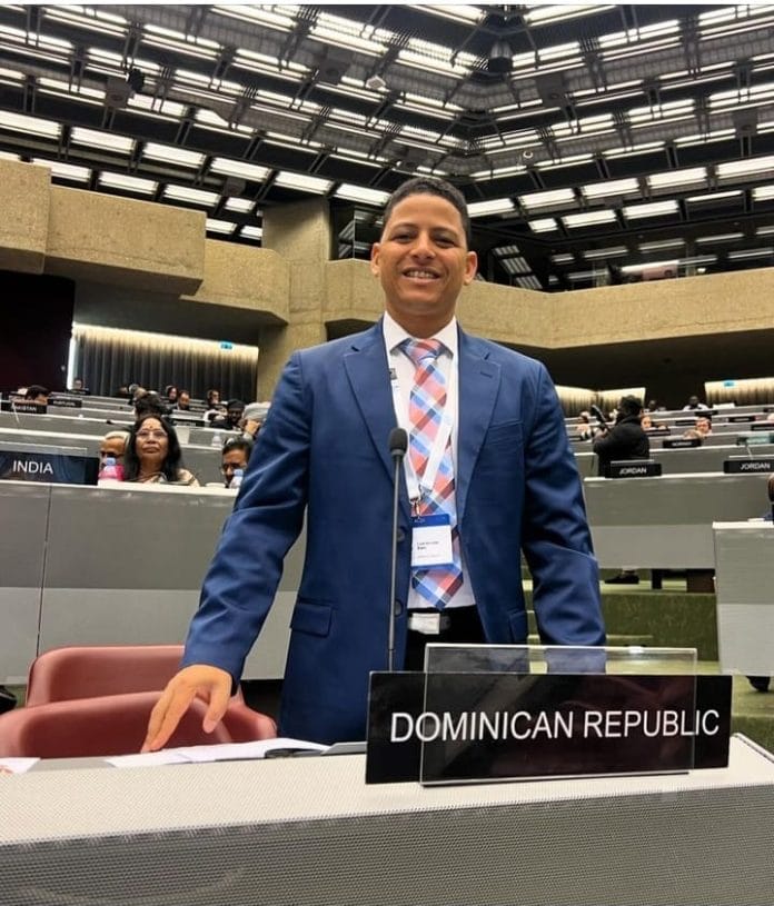 Luis Báez fija posición de RD sobre crisis haitiana en la Unión Interparlamentaria Mundial