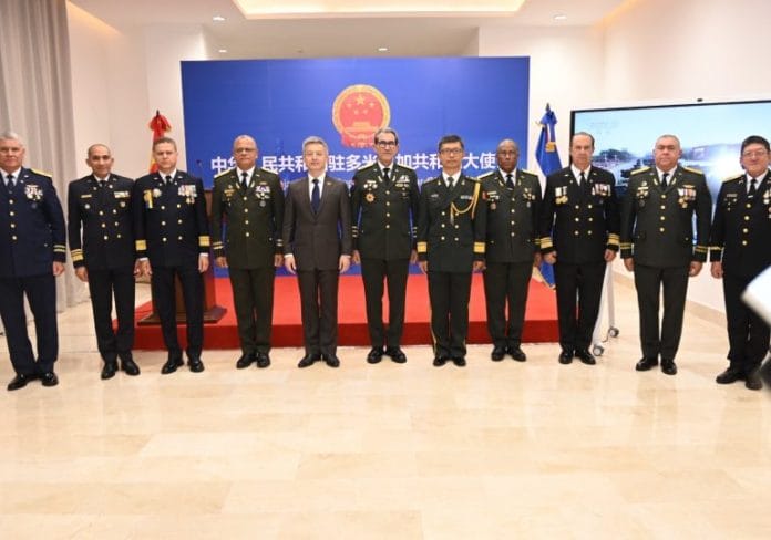 Autoridades militares participan en recepción en honor al primer Agregado de Defensa de Embajada China en RD