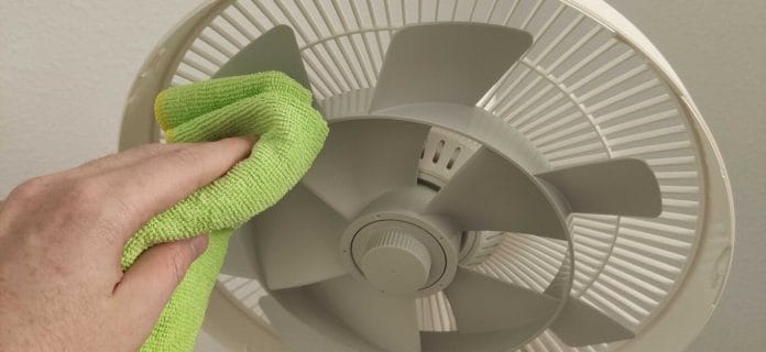 ¡La mugre en tu ventilador podría causarte alérgias! Te enseñamos a limpiarlo correctamente