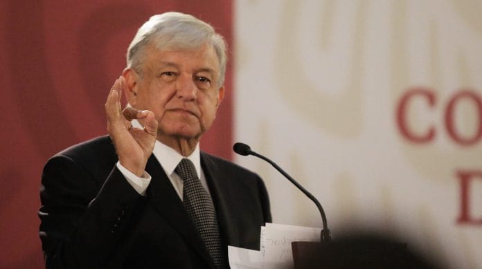 López Obrador anuncia 'Pausa' en relación con embajadas de EE.UU. y Canadá