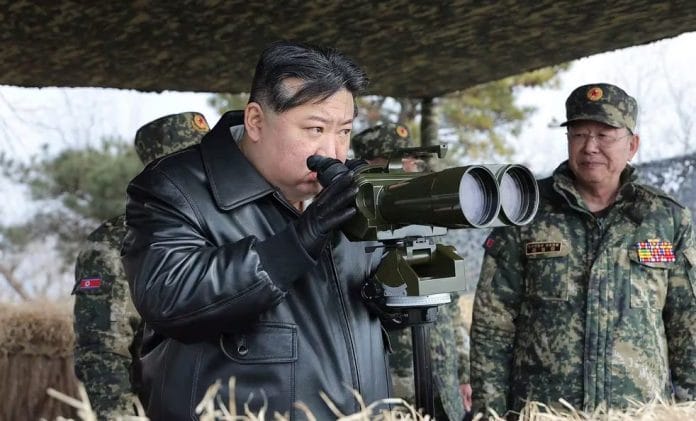 Kim Jong Un dirige simulacro de contraataque nuclear