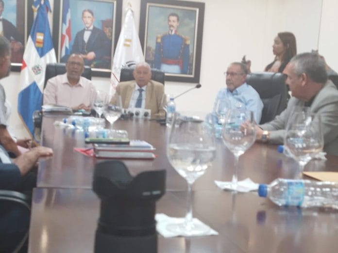 MINERD y ADP no llegan a ningún acuerdo sobre aumento salarial