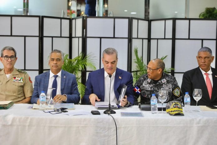 Presidente Abinader encabeza reunión de seguimiento al Plan de Seguridad Ciudadana