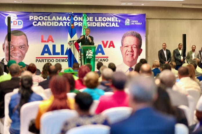 Candidatura de Leonel Fernández recibe apoyo del PDD