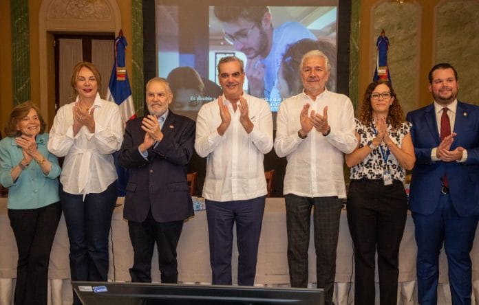 Poder Ejecutivo emite decretos donde crea el “Santuario Marino Orlando Jorge Mera”