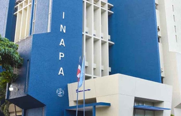 Laboratorio de Calidad del Agua de Inapa recibe acreditación del ODAC