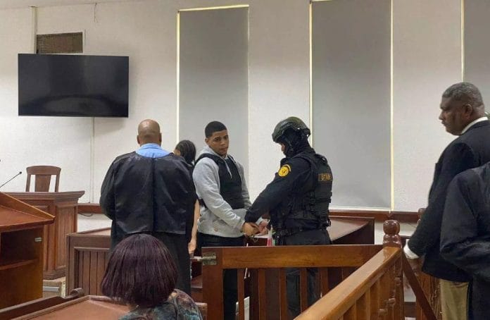 El Dotolcito pidió lavar carro de taxista para borrar evidencia según perito