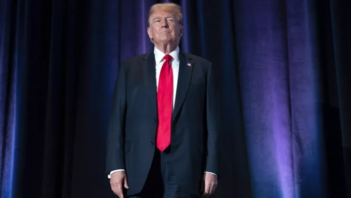 Trump, abucheado en la Convención Nacional de los libertarios