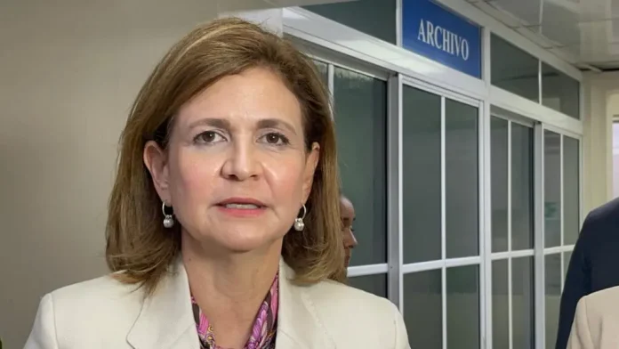 Vicepresidenta Raquel Peña critica forma de protestar de ADP