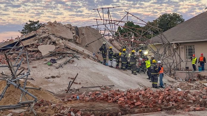 ¡Vivo de milagro! | Rescatan hombre casi 5 días después de derrumbarse edificio en Sudáfrica