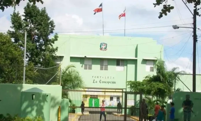 Recluso burla seguridad y se fuga de cárcel de La Vega