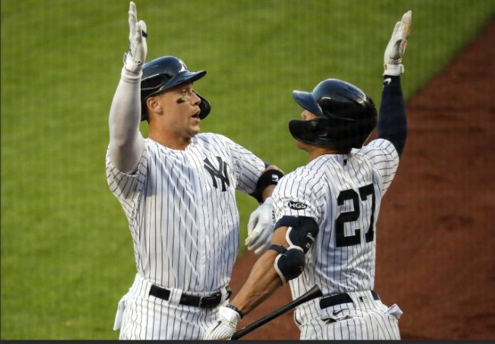 Con jonrones de Judge y Stanton los Yankees blanquean a Colorado
