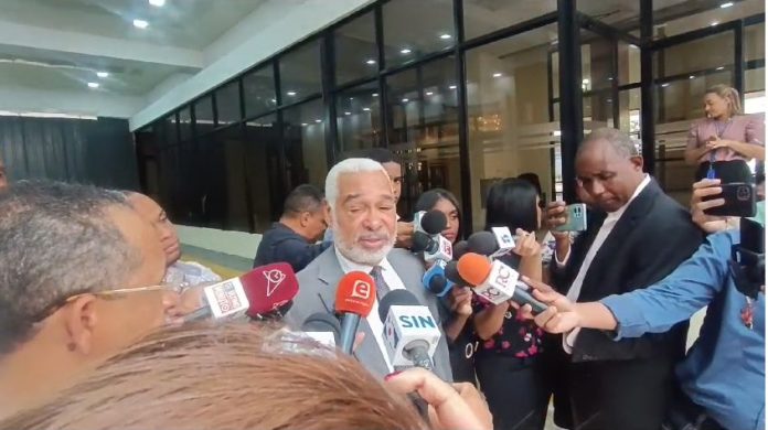 Legisladores afirman que partidos deben renovarse luego de elecciones