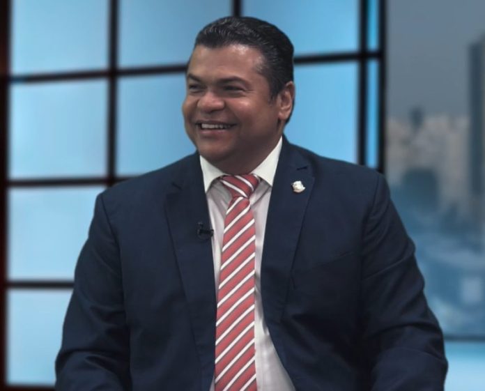 Tobías Crespo asegura que el gobierno 