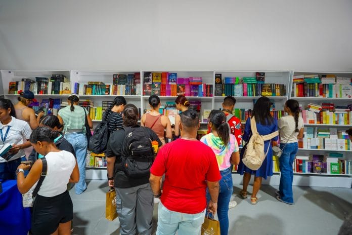 MINC anuncia Feria Internacional del Libro 2024 será celebrada en noviembre