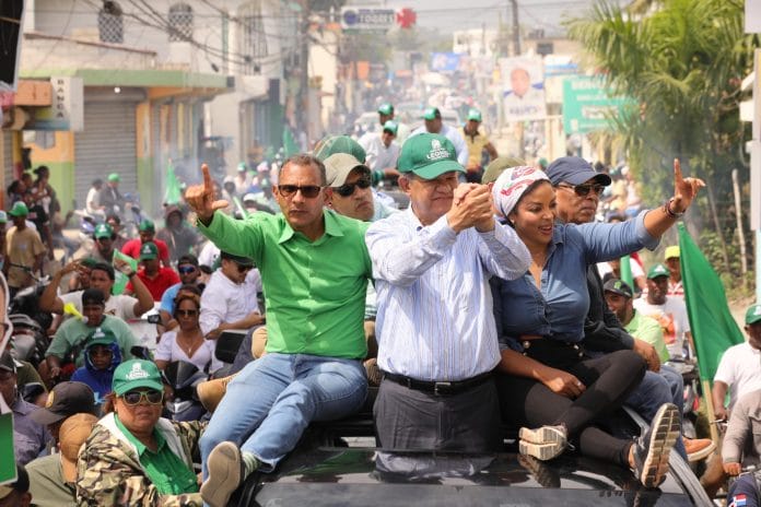 Leonel encabeza cierre de campaña y asegura gobierno de Abinader “insulta a los de abajo”