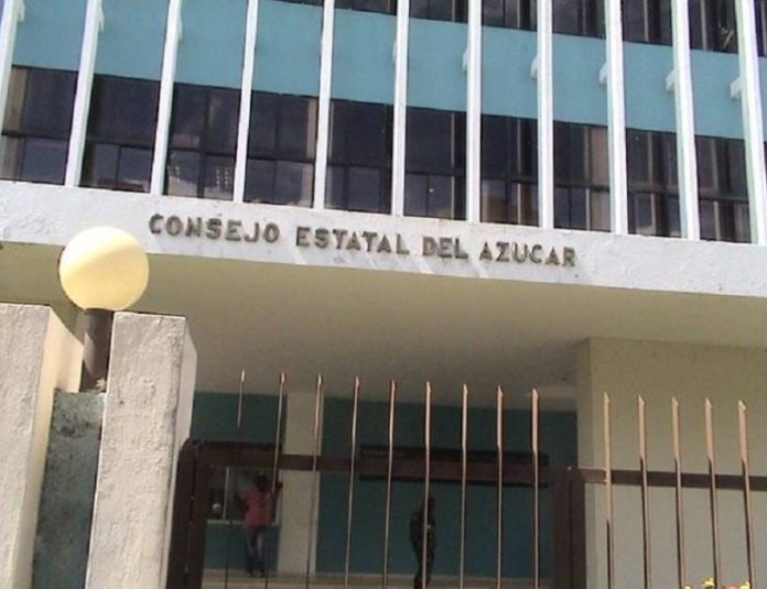 CEA dona terrenos al MIDE para construcción de viviendas a militares