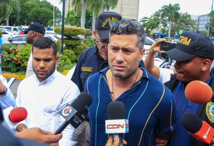 Jorge Luis Estrella fue golpeado y amenazado para que inculpara a su hermano, afirma abogado