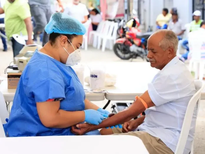 Programa para la Detección de Cáncer de Próstata evalúa 24 mil hombres