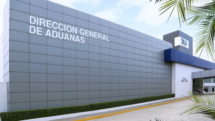 Dirección General de Aduanas presenta plataforma de servicios en línea