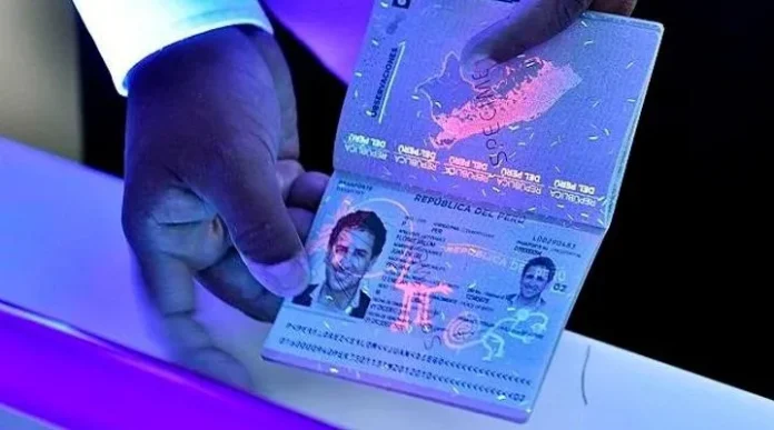 Llegan a RD primeros ejemplares del pasaporte electrónico