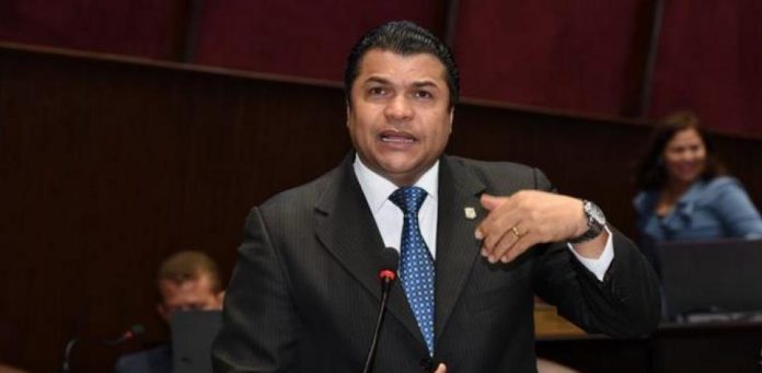 Vocero de diputados de la FP alerta del duro golpe representaría reforma fiscal para dominicanos