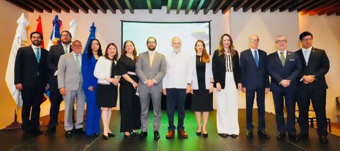 SIMV y MMARN lanzan la Taxonomía Verde de la República Dominicana