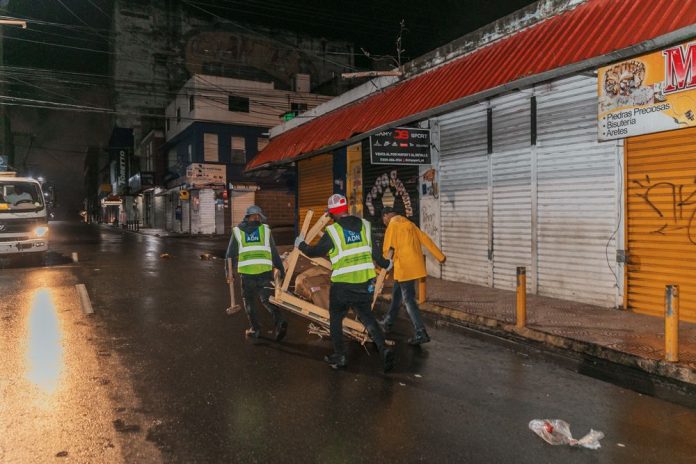 ADN recupera 977 metros de acera en la José Martí tras operativo de Espacios Públicos
