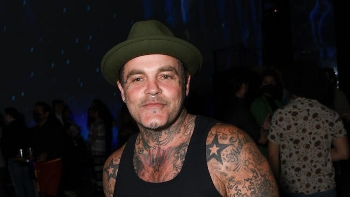 Muere el vocalista del grupo Crazy Town, Shifty Shellshock, a los 49 años
