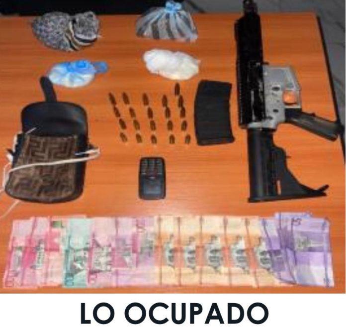 Apresan dos hombre con fusil y drogas durante operativo en Samaná
