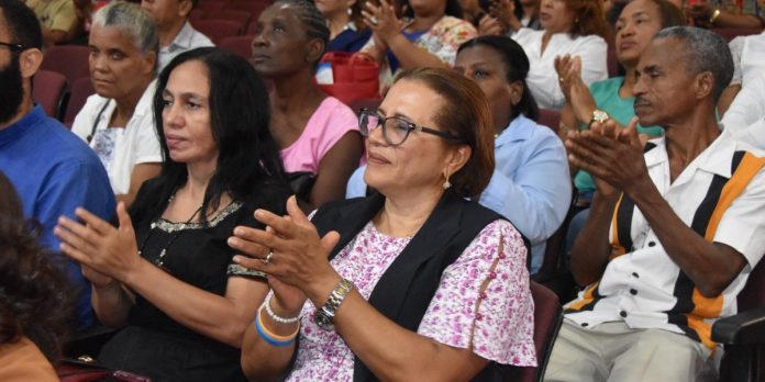MINERD conmemora Día Internacional de la Sordoceguera
