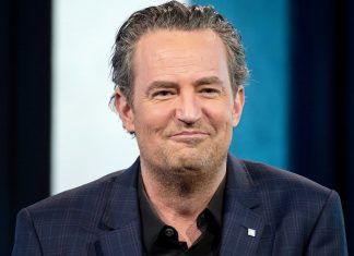 Madre de Matthew Perry acusa a exasistente de traición antes de su sentencia por caso de ketamina Madre de Matthew Perry acusa a exasistente de traición antes de su sentencia por caso de ketamina
