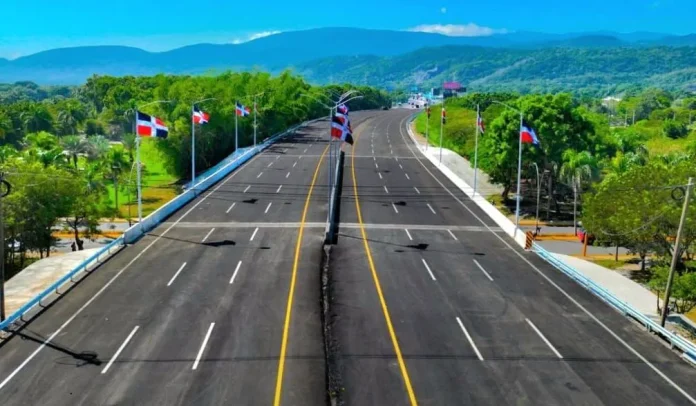 Carlos Iglesias Propone Ampliación Crucial de la Autopista Duarte