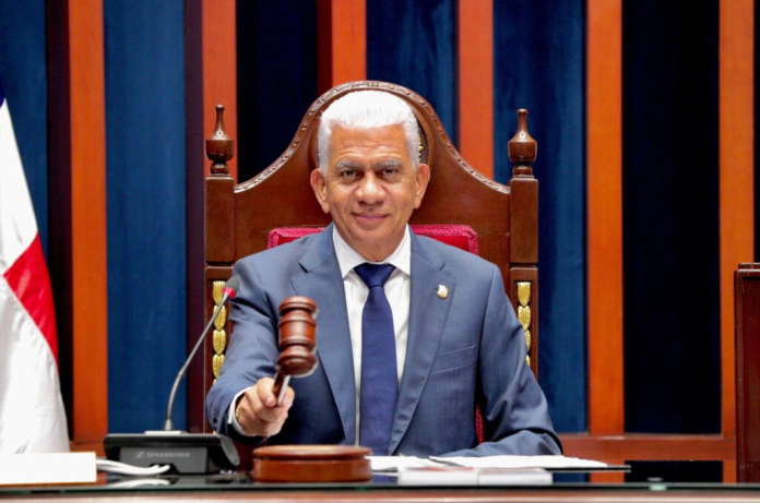 Declaran de urgencia y aprueban Presupuesto Complementario por RD$35,360,004,423