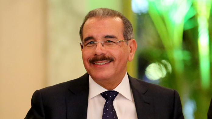 Danilo presidirá PLD por cuatro años más